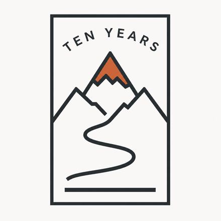 The trailhead seal, a Minimal / clean design